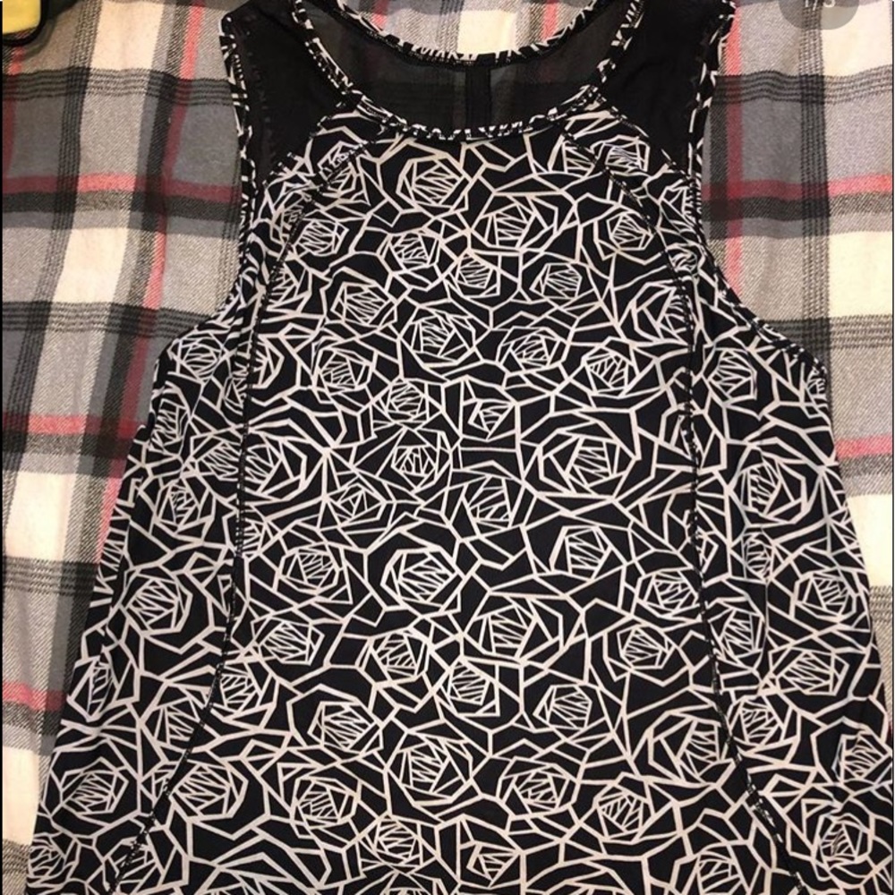Lulu lemon tank! SIZE 8!